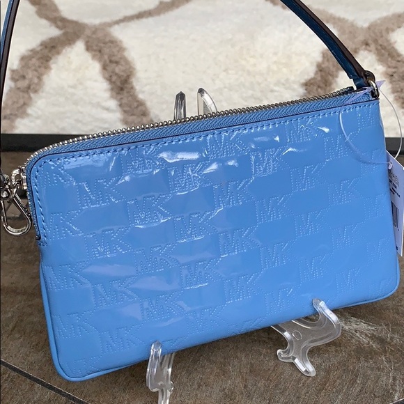 MICHAEL KORS JET SET ITEM LG GUSSET WRISTLET - Picture 6 of 16